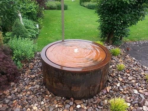 Dia 600mm เครื่องประดับตกแต่งสวนโลหะ Corten Steel Water Table