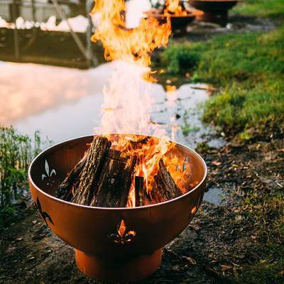 เส้นผ่านศูนย์กลาง 1200 มม. ชามไฟโลหะ Patio Fire Pit OEM ODM Welcome