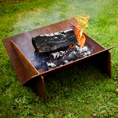 ที่ถอดออกได้ Corten Steel Wood Burning Fire Pit Table แบบพกพา 510mm
