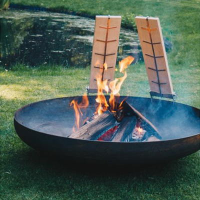 การเผาไหม้ไม้ Corten Steel Outdoor Fire Pit Garden แคมป์ปิ้ง Design