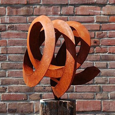 Gnee Garden Vintage Outdoor Rusty Metal Garden ประติมากรรมนามธรรมที่ปรับแต่งได้
