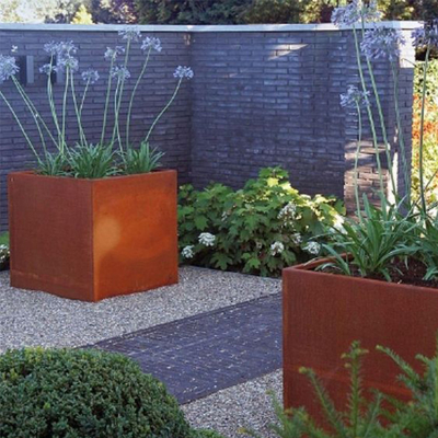 กำหนดเองกลางแจ้งขนาดใหญ่ชาวไร่กล่องสี่เหลี่ยม Corten Steel กระถางดอกไม้