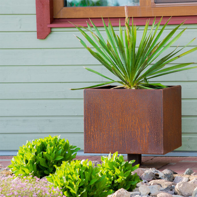 Garden Corten Steel Span กล่องปลูกต้นไม้ขนาดใหญ่สนิมเหล็กผุกร่อนสำหรับบ้านไร่