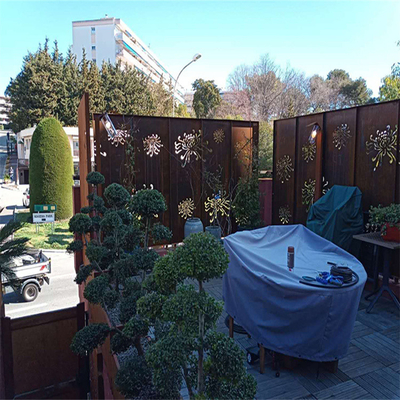 ผลิตภัณฑ์ตกแต่งสวนโลหะแบบกำหนดเอง Corten Steel Screen Panels Weather Proof