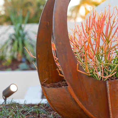 Gnee Garden เครื่องปลูกเหล็ก Corten ขนาดใหญ่สำหรับตกแต่งกลางแจ้ง