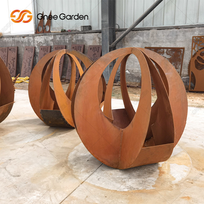 Custom Shape Laser Cut กระถางดอกไม้เหล็กคอร์เทน ทรงเรขาคณิต 90*25*25ซม