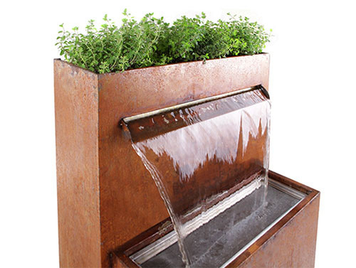 เครื่องประดับสวนโลหะน้ำตก Corten Steel แบบมัลติฟังก์ชั่นพร้อมชาวไร่