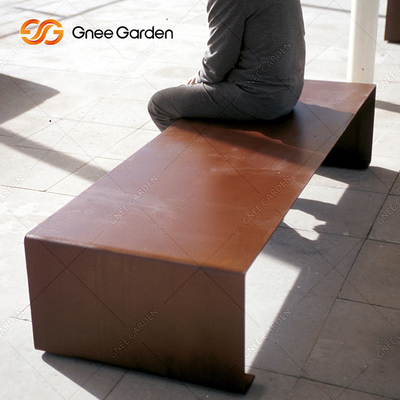 1800mmx510mm เฟอร์นิเจอร์โลหะกลางแจ้ง Corten Steel Bench สำหรับพื้นที่สาธารณะ