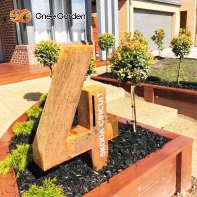SGS อนุมัติเฟอร์นิเจอร์โลหะกลางแจ้ง Corten Steel Letterbox Freestanding