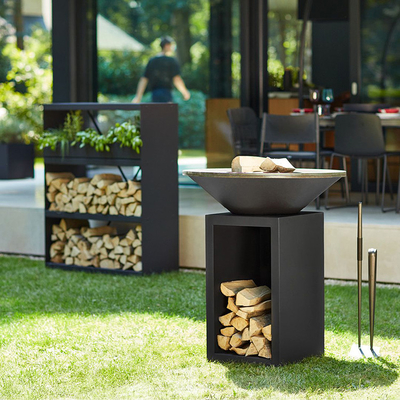 สนิมสูง 100 ซม. หลุมไฟ Corten Steel กลางแจ้งพร้อมที่เก็บไม้