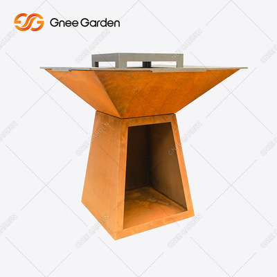 Corten Steel BBQ Fire Pit Grill รูปสี่เหลี่ยมคางหมูเตาทำอาหารกลางแจ้งสำหรับ Garden