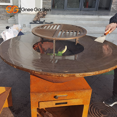 การเผาไหม้ไม้ Corten Steel Outdoor BBQ Table Fire Pit เตาย่างบาร์บีคิวถ่าน