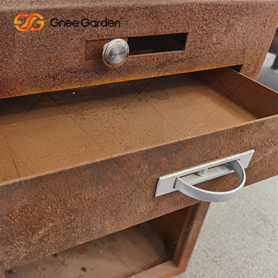 หลุมไฟเหล็ก Corten บาร์บีคิวกลางแจ้งพร้อมที่เก็บฟืนหลังบ้านสีสนิม
