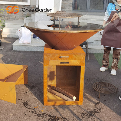 เตาย่างบาร์บีคิวกลางแจ้งสำหรับงานหนักโบราณ Fire Pit Corten Metal Barbecue
