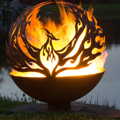 Phoenix Pattern Design ลูกไฟโลหะกลางแจ้งที่เป็นสนิมใน Corten Steel