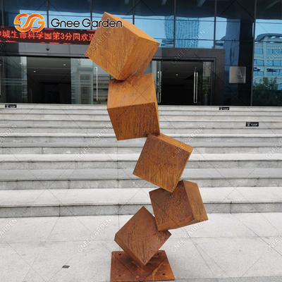 บล็อกอันตรายประติมากรรม Corten Steel สนิมประติมากรรมสวนโลหะสำหรับสนามหญ้า