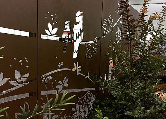 หน้าจอ Corten Laser Cut ที่ทนต่อการกัดกร่อนกลางแจ้งสำหรับสนามหลังบ้าน