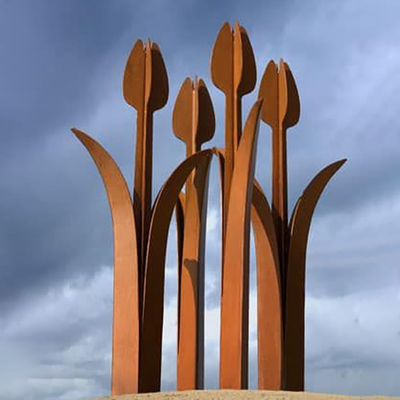Gnee Garden Tulip Flower Shape ประติมากรรมลานโลหะแบบกำหนดเองสำหรับสนามหลังบ้าน